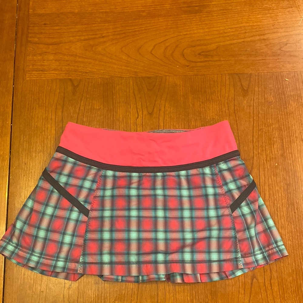 Lululemon Run Reflection Skirt Senorita Pink Plaid Size 6 - Picture 3 of 10